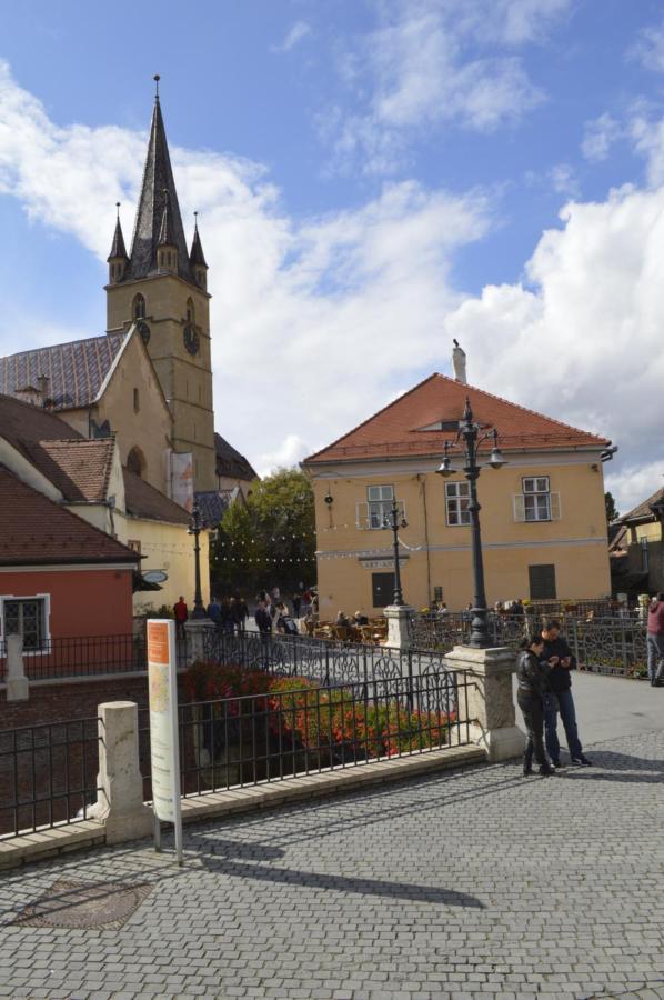 Studio Felicia Lägenhet Sibiu Exteriör bild